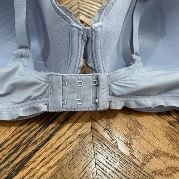 Natori Bra 34DD Lavender Lace Underwire Lightly Lined Demi Gold Hardware - Picture 6 of 7